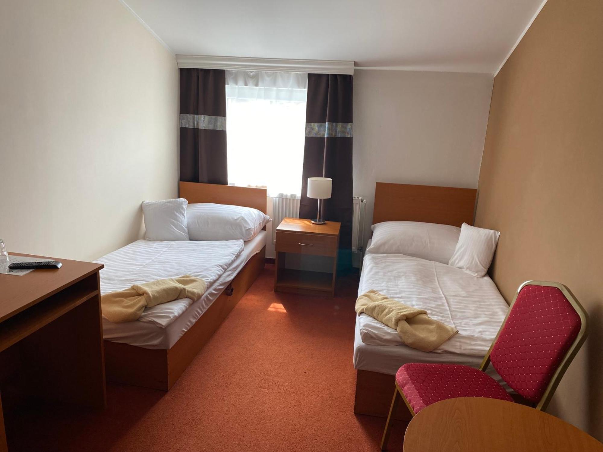 Hotel Cerny Orel Zatec Eksteriør bilde